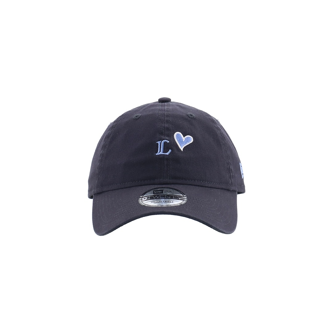 新品William★ZAVEN★キャップ限定ネイビーL gmmtv LYKN NY ヤンキースキャップ ネイビー MoMA Edition(ネイビー)：ファッション
