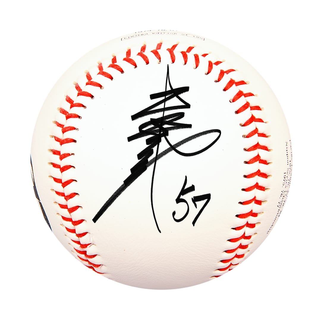 受注生産】黒田将矢投手プロ初勝利記念直筆サイン入りボール: 雑貨