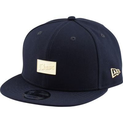 NEW ERA] 9FIFTY ブラック メタルプレートロゴ ゴールド: キャップ